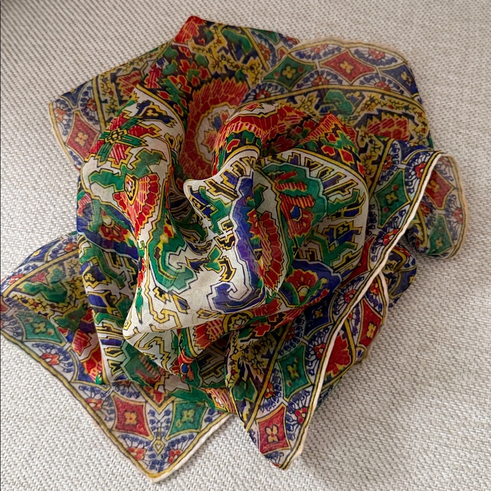 VTG Elegant Multicolor Paisley Hand-rolled Scarf Bandana VTG - Picture 10 of 14